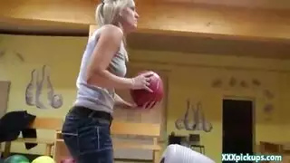 نيك مقرف مع اكل الخرا