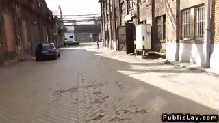 الاسترالي فاتنة هو ندف الحقيقي واللعنة آلة.