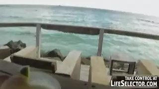 خنثى يمارس الجنس مع الرجل بشدة بينما زوجته بعيدة