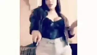 دلع لبناني علي أنغام مصريه الدلع اللي بجد