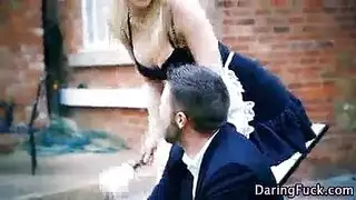 جلام أشقر وبرونيت يلعبون مع الكثير من ألعاب الجنس.