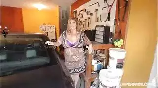 سمينة سكسية جدا بزازها كبيرة بيضاء تاكل زب كبير