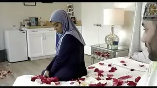 سكس محجبات نار 2019 بين كوبل عشاق و يصور اللقاء الساخن