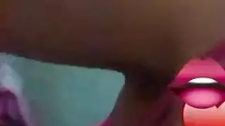 شاب إلمي سيسي مشعرات لها كس