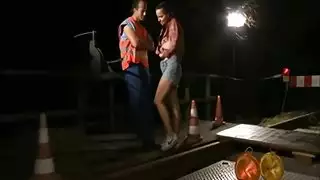 فض بكاره وصراخ بالقوة نيك شديد