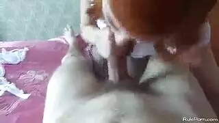 تيتي كومت خلال تبادل لاطلاق النار صورها الساخنة.