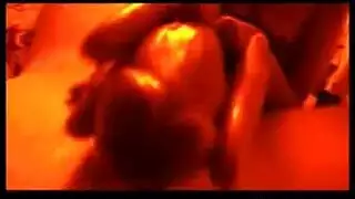 ضوء أحمر المراهقين حفلة معقولة وجود الثلاثي