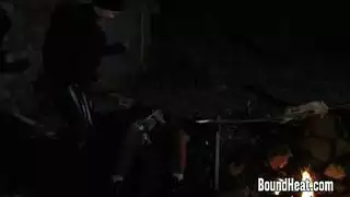 قرنية شقراء مثليه مثليه لعق عصائر كس