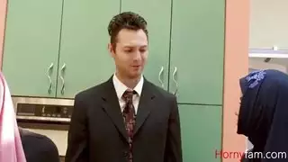 ابنة الأب في ركوب الخيل