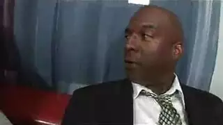 عجوزات كبار