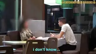 الجنس المهبلي مع هذه المرأة لطيفة للغاية ديك