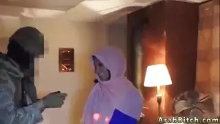 إسرائيل العربية والترجمة فتاة العمل المحلية
