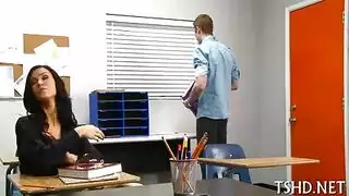 اجا ضهرها بالفيديو نيك