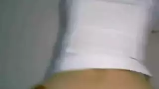 فحل بينيك زوجته في طيزها جامد