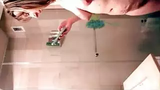 فتاة تشالدي في الجوارب ينتشر وأحلام بالإصبع كس لها.