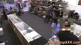 سراويل لاتينا وجينز بيت الحلاقة