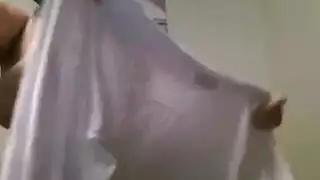 سكس عربي واجمل بزاز كبيرة معروضة على الكام