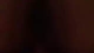 اثنان آسيويان من الجبهة يعرفان كيف يملآن كل حفرة