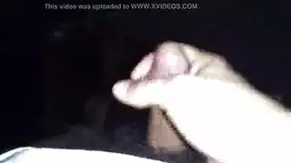 الفاسقات رشيقة إعطاء الكرات اللسان العميق.