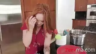 أمي اليورو هي دائما في المزاج أن يكون الكثير من المرح مع حبيبها قرنية