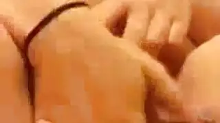 مصرية تمارس عادة سرية وتحوح وكسها يقطر من العسل