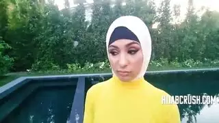 في الحجاب طعم الديك لأول مرة