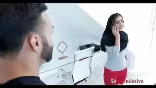 عندما ترى ما سيور عليها فهي تقع في الحب