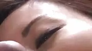 انتشار فاتنة فم واسع