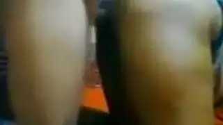 سودانية بزازها كبيرة تتناك خلفي في طيزها