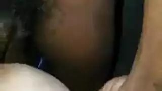 بوسها يحصل حفر الشرج.