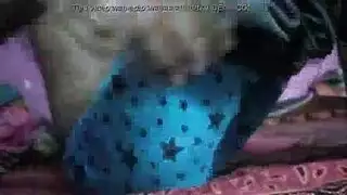 نحيف الهندي في التدليك