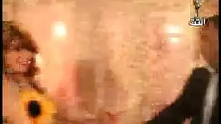 رجب البرنس والراقصه عباد الشمس في التت و أسخن تحرش على الهواء