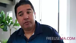 الأخت التي استغلها شقيقها في المطبخ