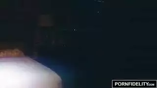 الجيران شقراء يريد أن يمارس الجنس بقوة من الخلف