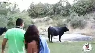 جبهة مورو والمراهقة الحب من حمام السباحة