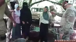 العرب المنزل بعيدا عن المنزل بعيدا عن المنزل