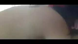 ناضجة تمص زب مع شاب جميل و فحل و هو عاري مثلها