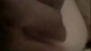 محجبة خجولة يفرش لها ويعصر في حلمات بزازها