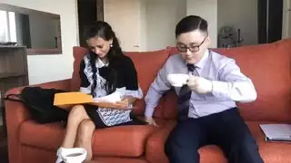 عذراء صغيرة تمارس الجنس لأول مرة