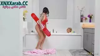 الحارسة السحاقية سكس سحاقيات مترجم