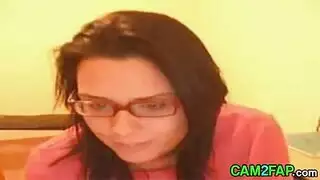 هواة كتي إعطاء رئيس في الحمام