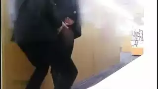 الفاسقة اليابانية هي صناعة الفيديو الإباحية مع رجل تريد المرح معه.