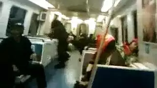 بعض الناس غير المهنيين يفعلون هذه البول.