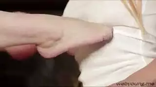 مكشوفة تايلور ساندز الساحرة في الهواء الطلق