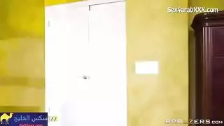 نيك طيز عنيف و ضرب عشرة علي الوجه و الجسم