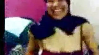 فيلم سكس مصري محجب شرموطة في بيت دعارة تتناك جماعي