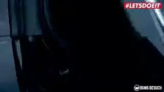 الاباحية الحصول عليها من نفسها