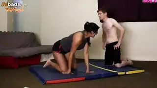 بنت تستغل ضعف ولد وتغتصبة بالقوة