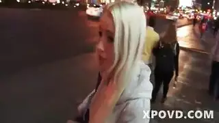 بلوندي هوكر كتكوت الألمانية