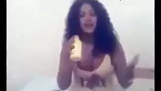 برنامج النيك النيك فتاة مصرية لبوة تقول نيك البت تحبك .. حب البنت تنيكك